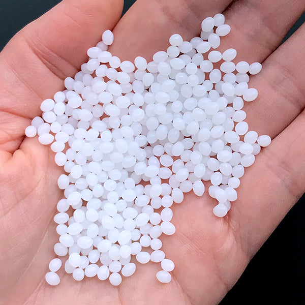 Thermoplastic Pellets Moldable, Reusable Moldable Plastic Beads Plastic  Reusable Thermal Beads for Crafts,DIY,Cosplay,Temporarily