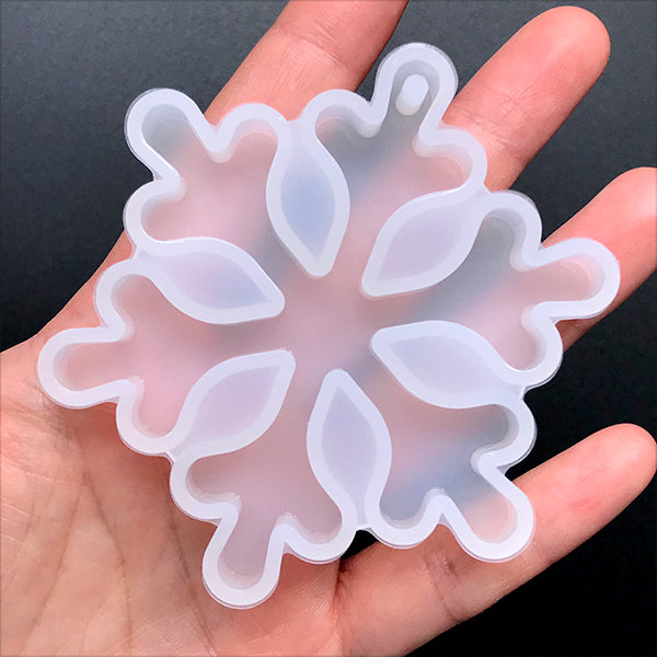 5Pcs Snowflake Christmas Epoxy Resin Molds Silicone, 3D Ice Crystal  Ornament Molds, Silicone Molds for Tree Decorate Keychain