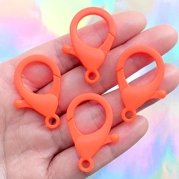 EORTA 100 Pcs Plastic Lobster Claw Clasps Hard Plastic Lobster Clasp Hooks  Lanyard Snap Clips for DIY, Crafts, Handmade, Key Chain, Toy Accessories,35
