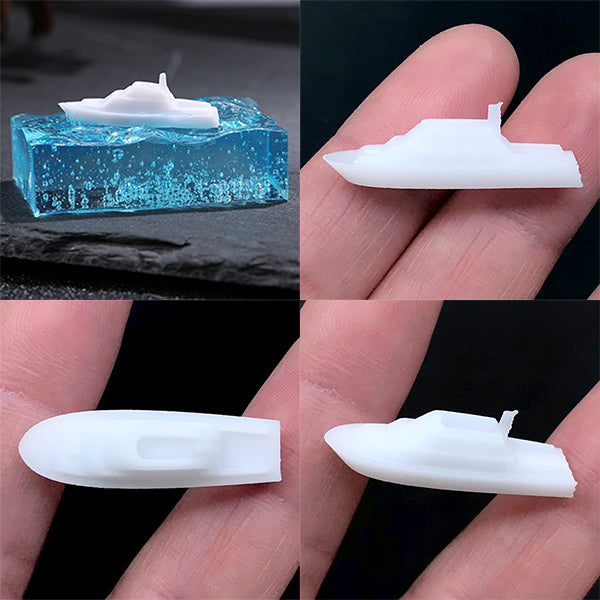 Realistic thin plastic hanger for shops 3D model