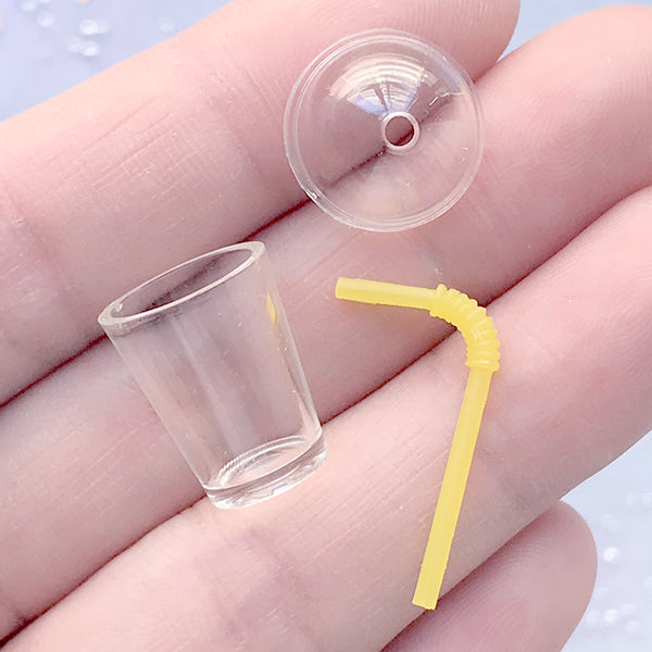 Miniature Wine Glasses | Dollhouse Glassware | Mini Plastic Cups | Doll  House Tableware | Fake Food Craft | Doll Drink | Doll Props (2pcs / 14mm x