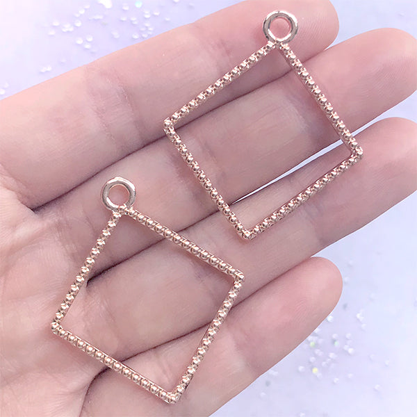 1 Box Mix Shape Alloy Open Back Bezel Pendants Mix Color for jewelry making  Bracelet Necklace Keychain Decor Crafts Accessories