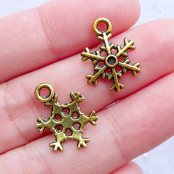 Clearance Gold Snow Flake Charms | Snowflake Pendant | Christmas Party Decoration | Wine Glass Charm | Winter Embellishments (10pcs / Antique Gold /