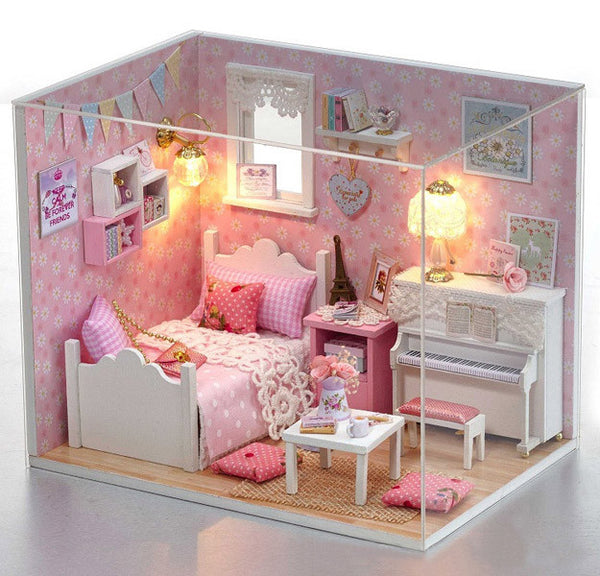 Cuteroom Dollhouse Miniature DIY House Kit Room 1:24 Scale Birthday  Gift--Waiting for The …