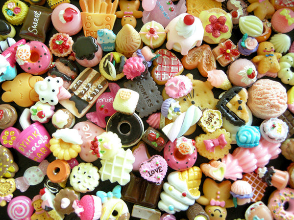 Sweets Deco Kawaii Cabochon Mix Assorted Decoden Miniature Sweets Cabochon  Set Polymer Clay Cellphone Deco (100pcs BY RANDOM) MX-SW100