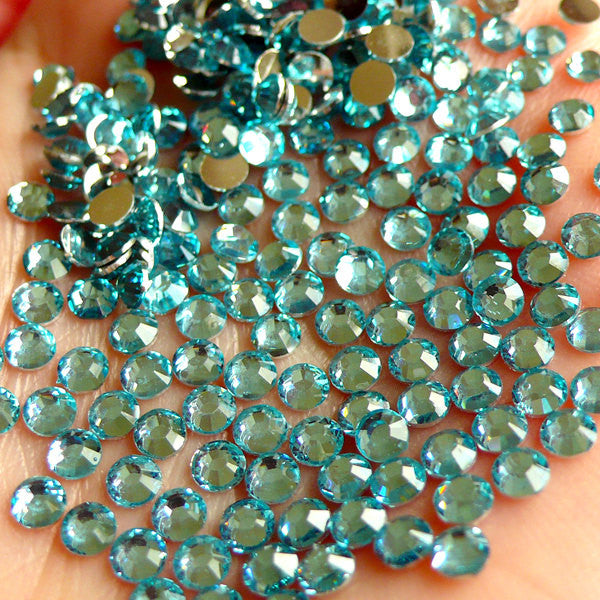 Resin rhinestones