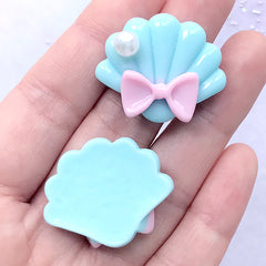 Seashell with Pearl and Bow Cabochons | Scalloped Shell Embellishments | Kawaii Decoden Supplies (3 pcs / Baby Blue / 30mm x 25mm)