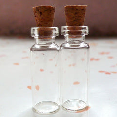 CLEARANCE Mini Heart Glass Vial with Cork (24mm x 20mm / 2 pcs) Wedding  Deco Small Glass Jar Charm Making Love Pendant DIY Tiny Glass Bottle Vile  MC24
